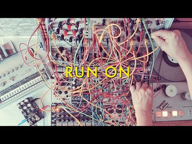 Run On | Eurorack Modular Synthesizer, Roland TR606, Warped Vinyl