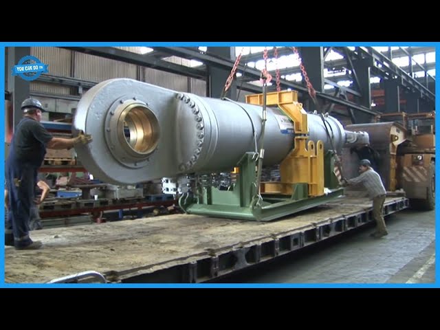 30 TONS HYDRAULIC PISTON. Mechanical Tools Production Process. Heavy-duty Equipment In Forging Plant