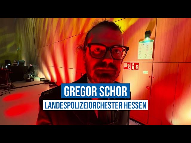 23.11.2023 Wiesbaden Gregor Schor, Landespolizeiorchester Hessen, musiziert auf der BKA-Herbsttagung
