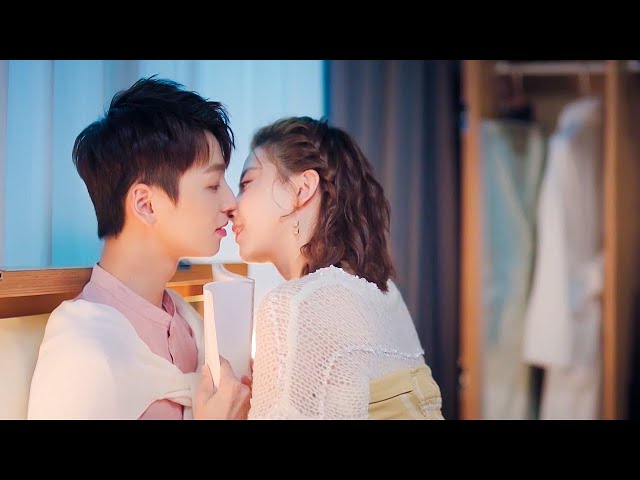 [Full Version]  Cinderella takes the initiative to kiss her cute boyfriend💗Love Story Movie