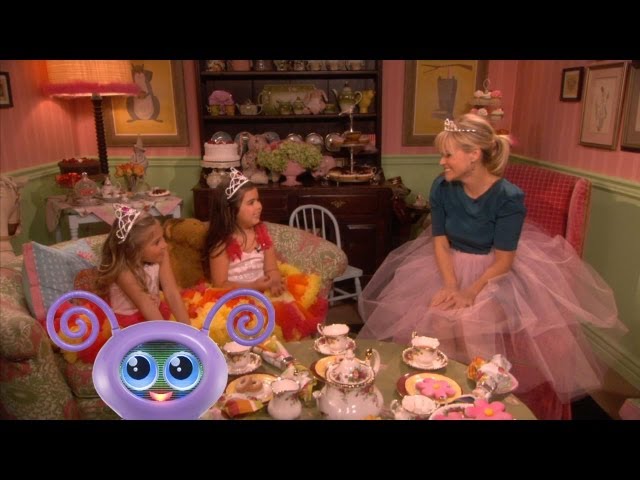 'Tea Time' with Sophia Grace & Rosie and Reese Witherspoon