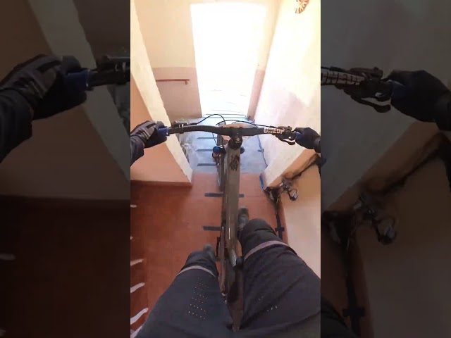 Almost died!! Urban downhill race Mexico