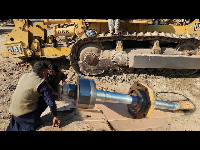 CATERPILLAR Bulldozer Hydraulic Repairing Caterpillar dozer Repairs complete process