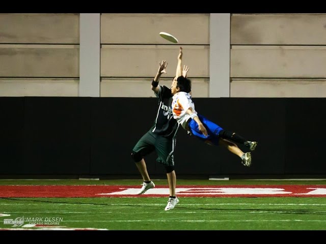 Top 10 Ultimate Frisbee Plays | Saturday Championship Weekend