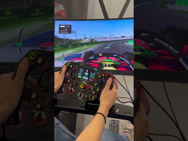 #Gamescom: Boeing- & Racingsimulation Setup | Cyberport