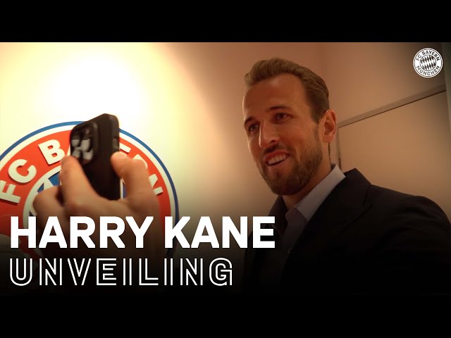 The long awaited unveiling of Harry Kane! | Behind the Scenes #ServusHarry