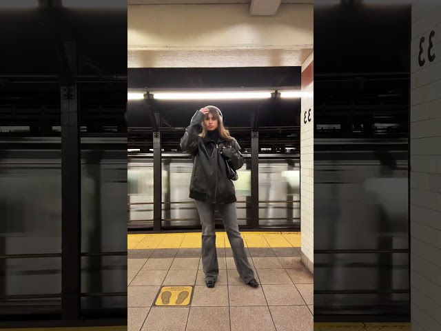subway fit check 🪐 #ootd #nyc  #fashion