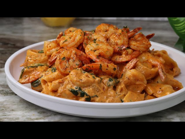 Spicy Creamy Shrimp Pasta Recipe | 30 Minute Meal