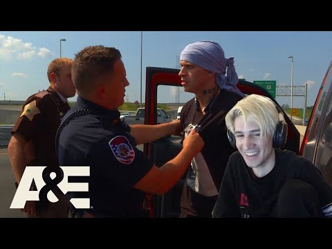 XQC REACTS to LIVE PD