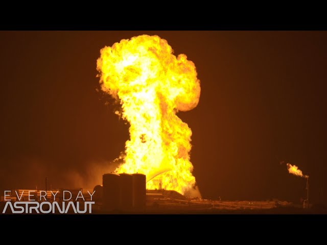 SpaceX StarHopper engine test and unexpected fireball (4K Slow Mo)