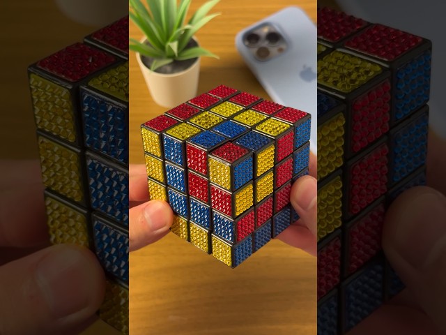 Incredible Pattern on Rubik’s Cube 4x4