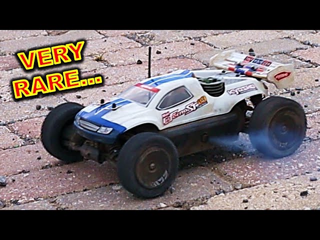 The PERFECT Nitro RC Car You Can't Buy! - 1/16 Kyosho Mini Inferno ST09 Nitro RC Truck