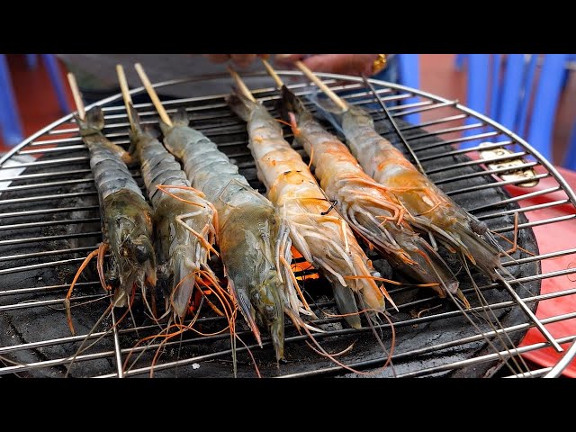Grilled shrimp, Vietnamese pizza, and chicken noodles - Dalat night market in Vietnam