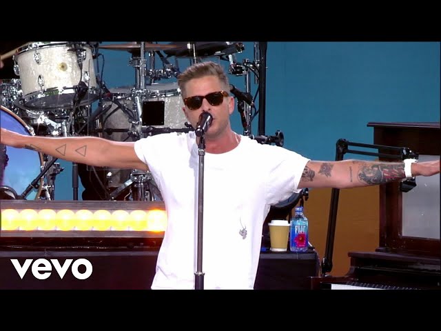 OneRepublic - I Ain’t Worried (Live From Good Morning America’s Summer Concert)