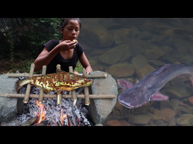 Catch and Cook Fish Grilled with Spicy Chili Tasty delicious for Food in The forest