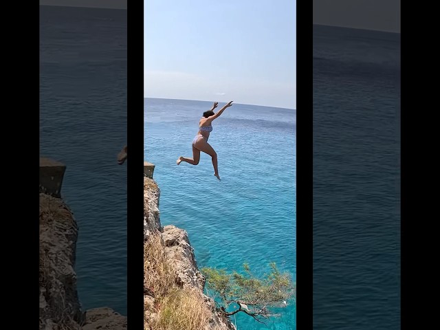 How NOT to Cliff Dive! #Viral #Shorts