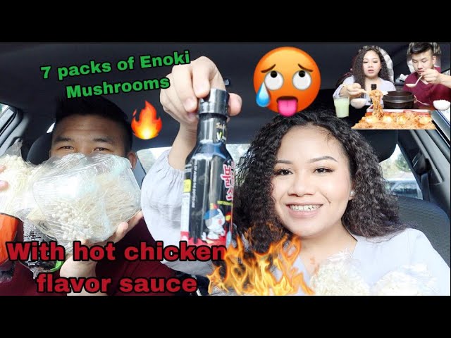 Enoki Mushroom with Hot Chicken Flavour sauce Eating Show/Evelyn & Roland