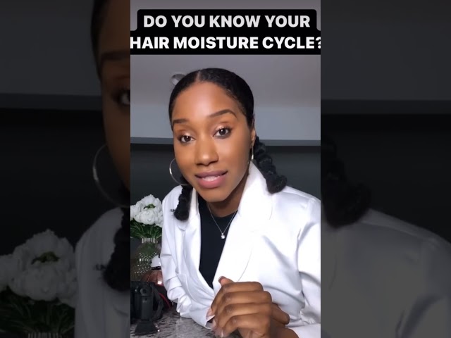 DO YOU KNOW YOUR HAIR MOISTURE CYCLE?? 👀💦 comment below 👇🏾