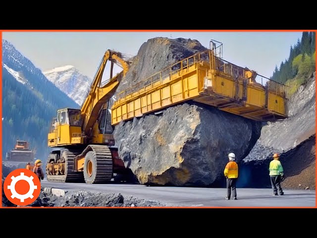 200 Heavy Machinery Equipment Working With Operating At An Insane Level