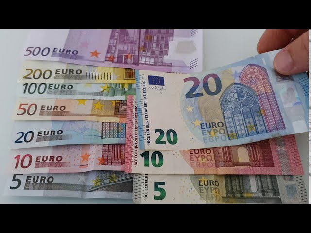 Euro banknotes old vs new