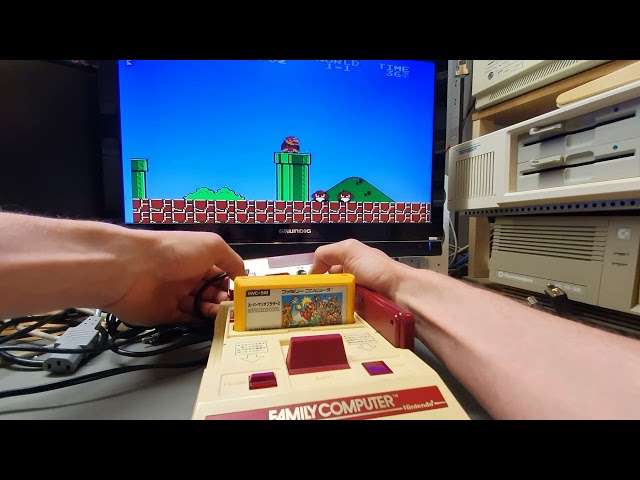 Mario auf dem Nintendo Famicom - Yesterchips Museum Haingrund
