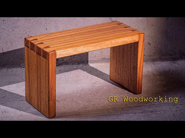 Only hand tools - Dovetail joint Bench