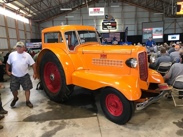 Minneapolis Moline UDLX Sold Today on Eric Ziel Collector Auction in Boone, IA