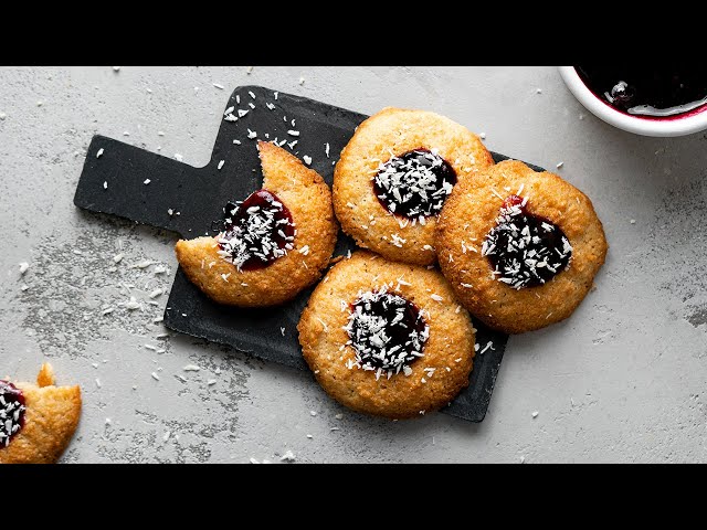 Keto Amaretti Cookies [with Jam and Coconut]