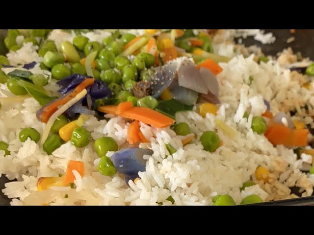 Leftover chicken stir-fry rice with veg!