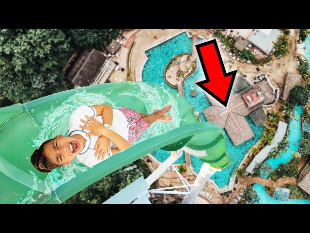 OVERCOMING OUR FEARS at LARGEST WATERPARK in WORLD! | The Royalty Family