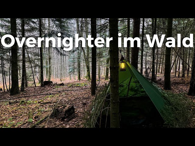 Geheimer Overnighter im Wald: Unvergessliches Outdoor-Abenteuer mit Tarp!
