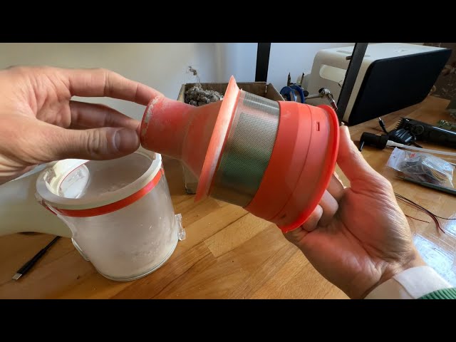 How to Properly Empty & Clean a XIAOMI Vacuum Cleaner