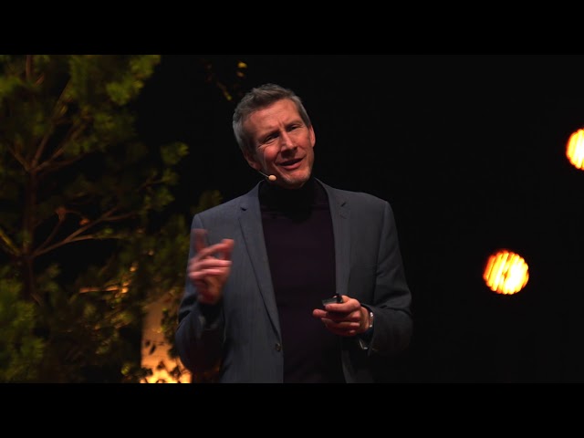 How "normal people" can train like the worlds best endurance athletes | Stephen Seiler | TEDxArendal
