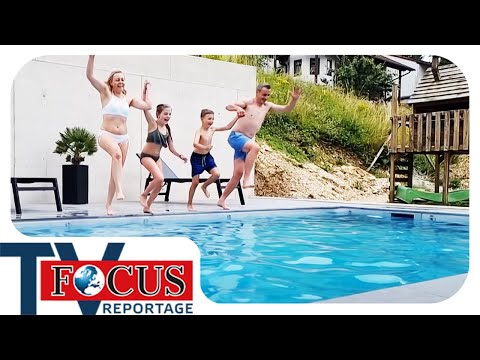 Der Traum vom eigenen Swimming Pool - Schuften für das eigene Paradies! | Focus TV Reportage