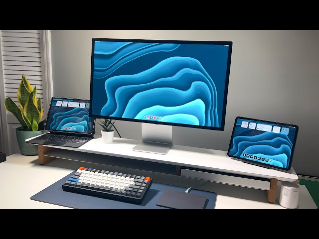iPadOS 16 Desk Setup will SURPRISE you! - iPad Pro Desk Setup