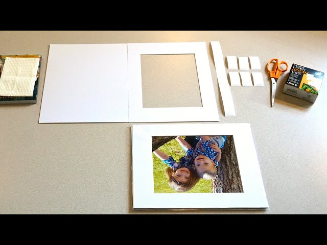 How to Use a Window Mat to Frame a Photo