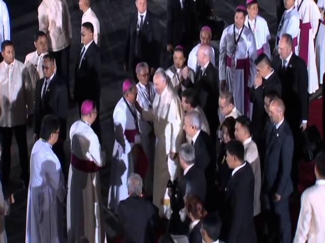 Arrival in Manila of His Holiness Pope Francis 1/15/2015