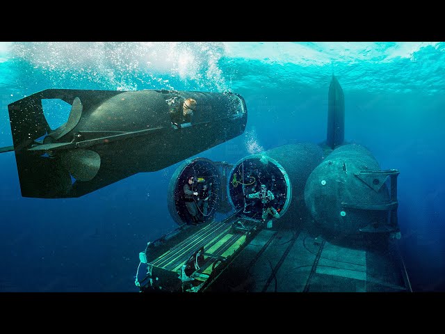 US Navy is Using Stealth Mini Submarine for Secret Missions