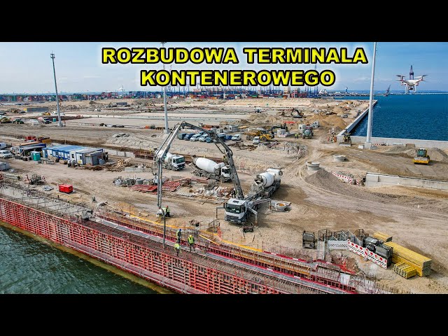 Rozbudowa terminala kontenerowego w Gdańsku. 24.4. Betonowanie i inne prace z bardzo bliska.