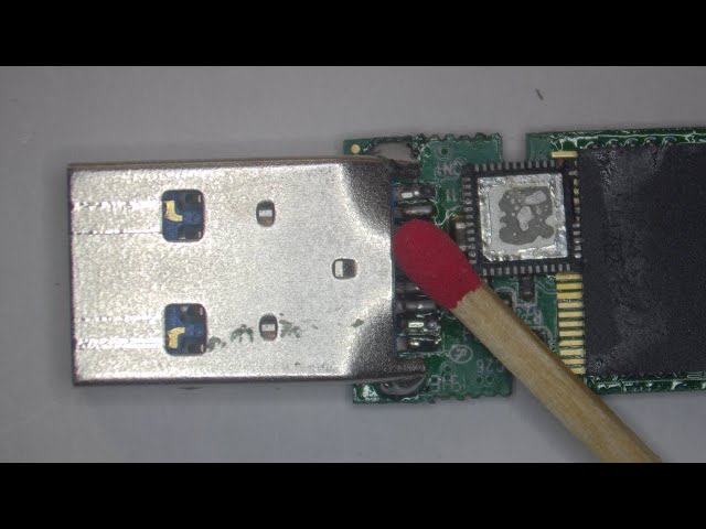 Datenrettung USB Stick reparieren durch Microsoldering