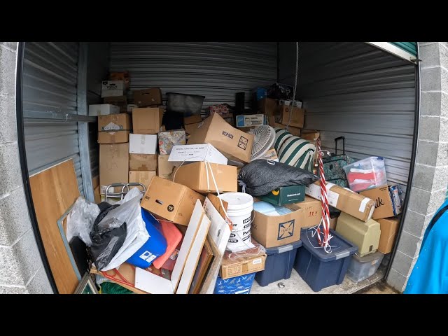 I Bought This FORECLOSED Storage Locker Auction YEARS UNTOUCHED..