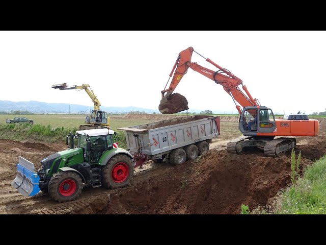 4X Fendt tractor | Hitachi Zaxis | New Holland D180 - E145