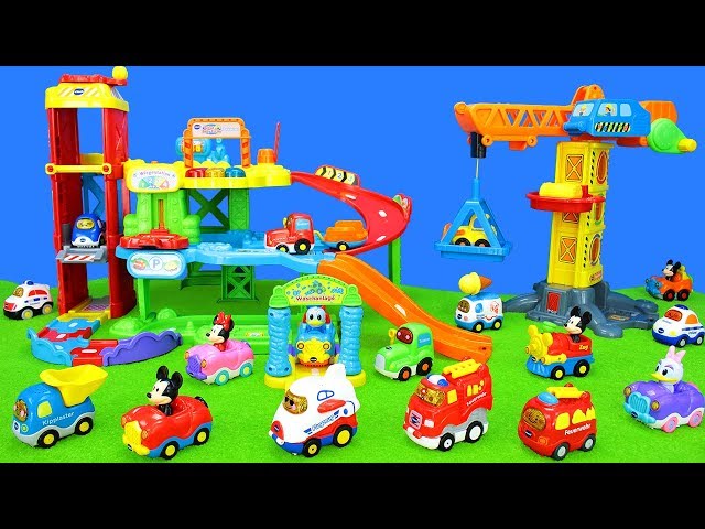 Feuerwehrauto, Müllauto, Traktor, Eiswagen, Bus, Polizei, Lastwagen - TuT Tut Baby Flitzer Spielzeug