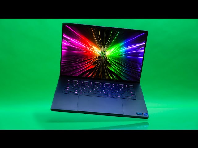 2024 Razer Blade 16 - It's all about the Display!
