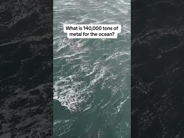Scary 😱 view from a Ship 🛳 imagine being a boat down there. #nextlevel #amazing #view #ship #video