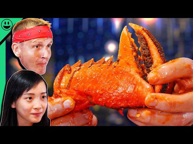 Eating Singaporean-style Crab! Vietnam's Hidden Aquarium!