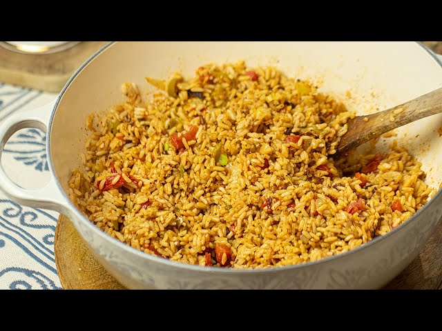 Serve this Mexican Rice with Tacos! (Easy Spanish Rice Recipe)
