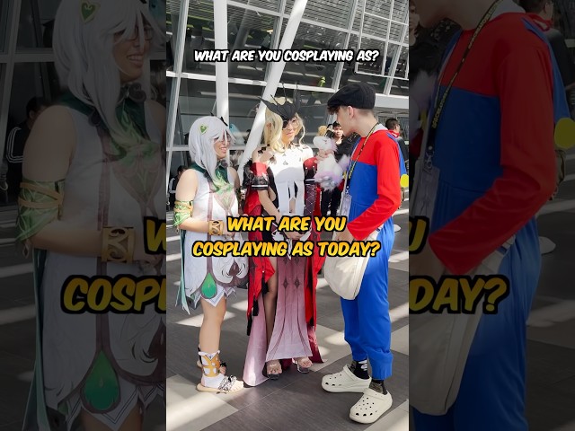 Interviewing Cosplayers at an Anime Festival as Super Mario 😂