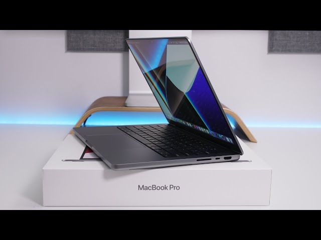 M1 Pro 14 inch MacBook Pro Unboxing, Comparison and First Look