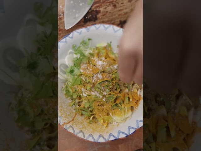 Did You Hear The Crunch?! 😧 Homegrown Leek Pakoras Inspired by Indian Cuisine 🇮🇳 recipe below